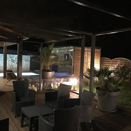 Villa Charmante Maison, Piscine A 5 Min De L'ocean, 10 Min De La Rochelle / Ile De Re *